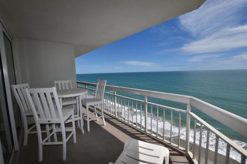 1001 Waters Edge Resort condo