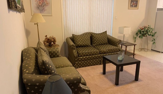 #106 Gordon Head Rd - 2 Bed Gorgeous Garden Suite