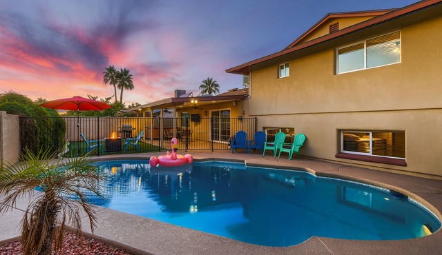 5 min to Old Town l Heated Pool l Spa l Game Room l Putting Green