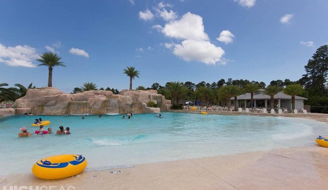 5 Star Luxury Wharf Condo 509 - Book Now for Fall, Festivals, andn Holidays!