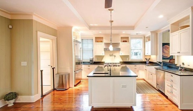 A Fabulous Home in West Wilson - Golf Cart and Bikes Included