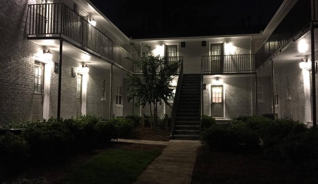 B1bd Safe Clean Condo Only Blocks From Piedmont Hospital