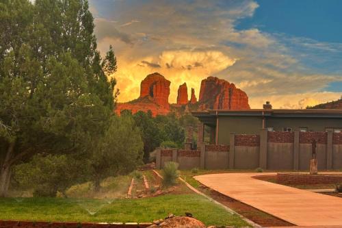 Creekside Casa