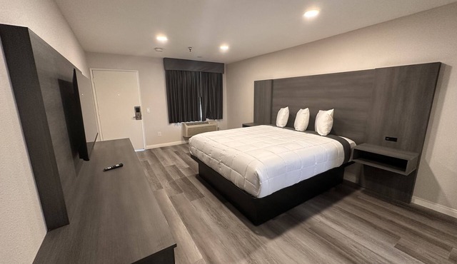 Five Star Inn West Covina