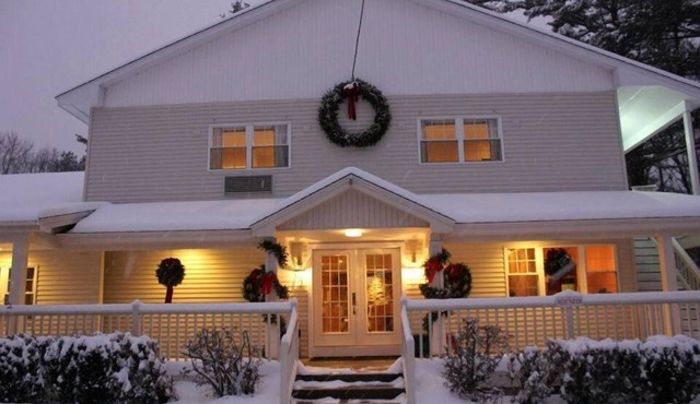 Golden Apple Inn