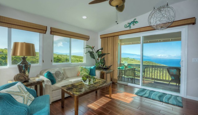 Hale Ka Nani stunning ocean and mountain views, 1 bdrm/1 bath kitchen & laundry