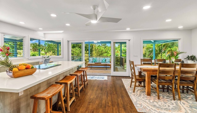 Hoaloha- Few Steps to Hanalei Bay+AC & Hot Tub