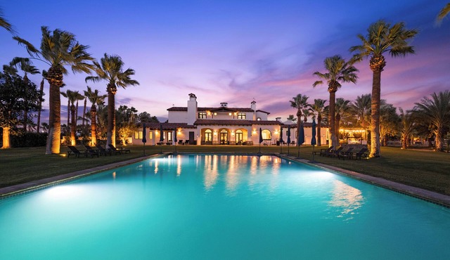 Luxurious Private Estate on 20 Acres- Dream Wedding Site, ideal Corporate Venue