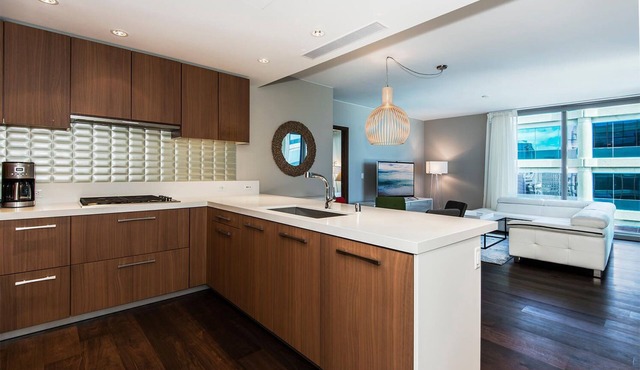 Luxury 2BR/2BA at One Ala Moana