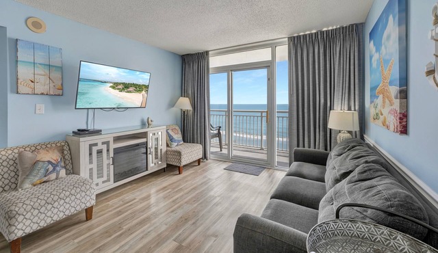 New 3BR King Suite with Direct Oceanfront End Unit