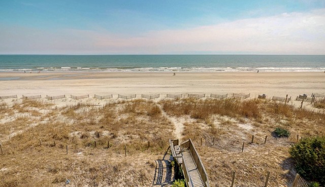 Oceanfront ocean view condo with private W/D & central AC - walk to everything