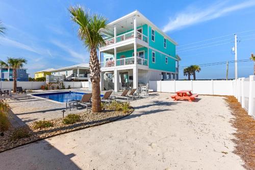 Paradise Palms