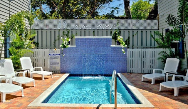 Paradise Suite