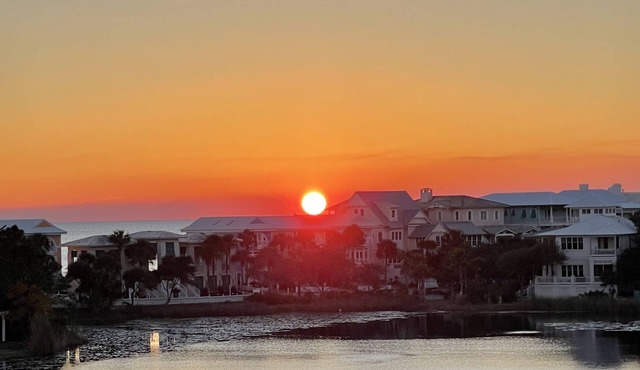 Perfect Romantic Beach Getaway!