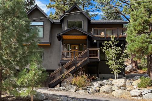 Tahoe Boulders
