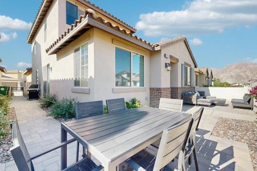 The Sunny Retreat
